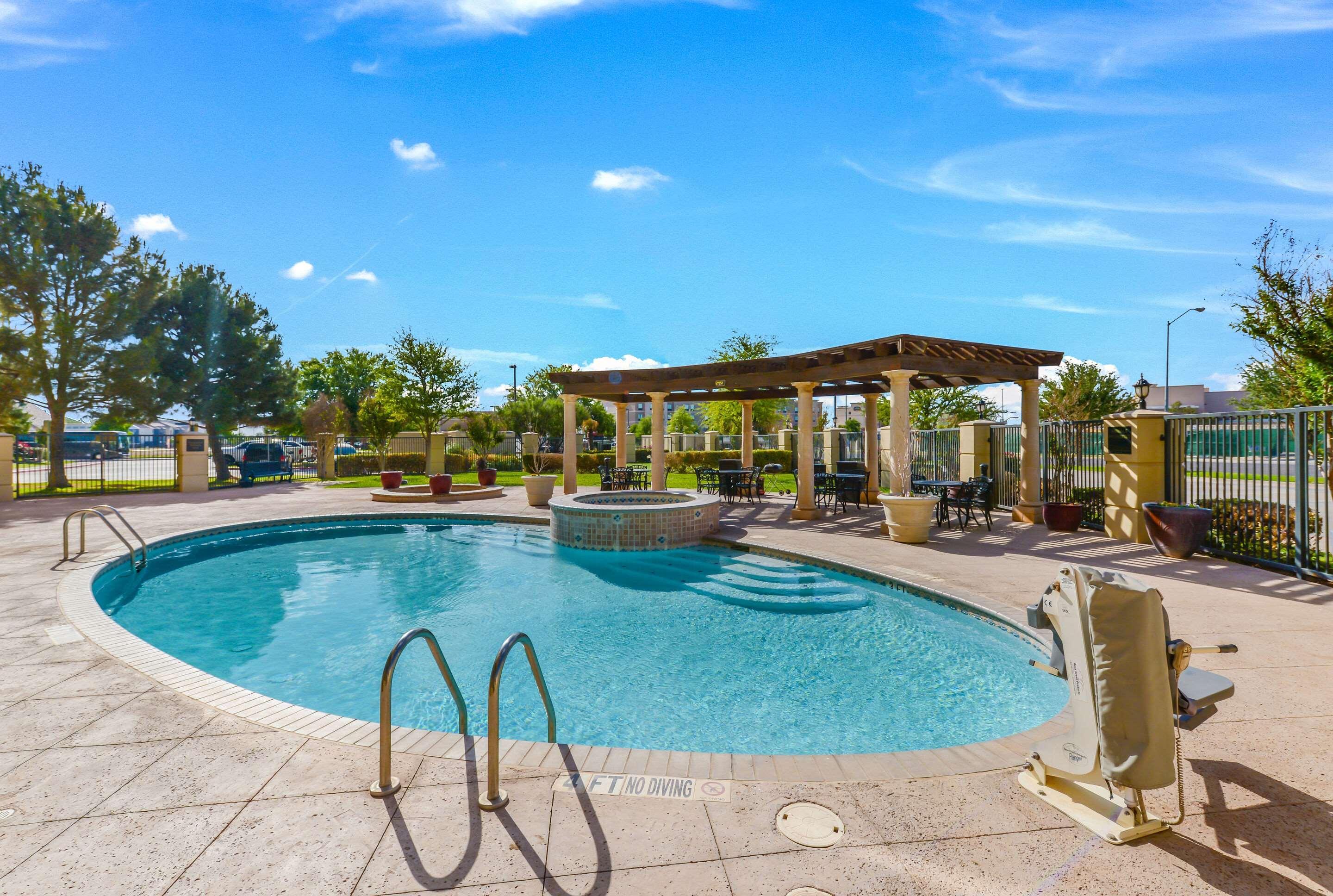 Sleep Inn & Suites Midland Exterior foto